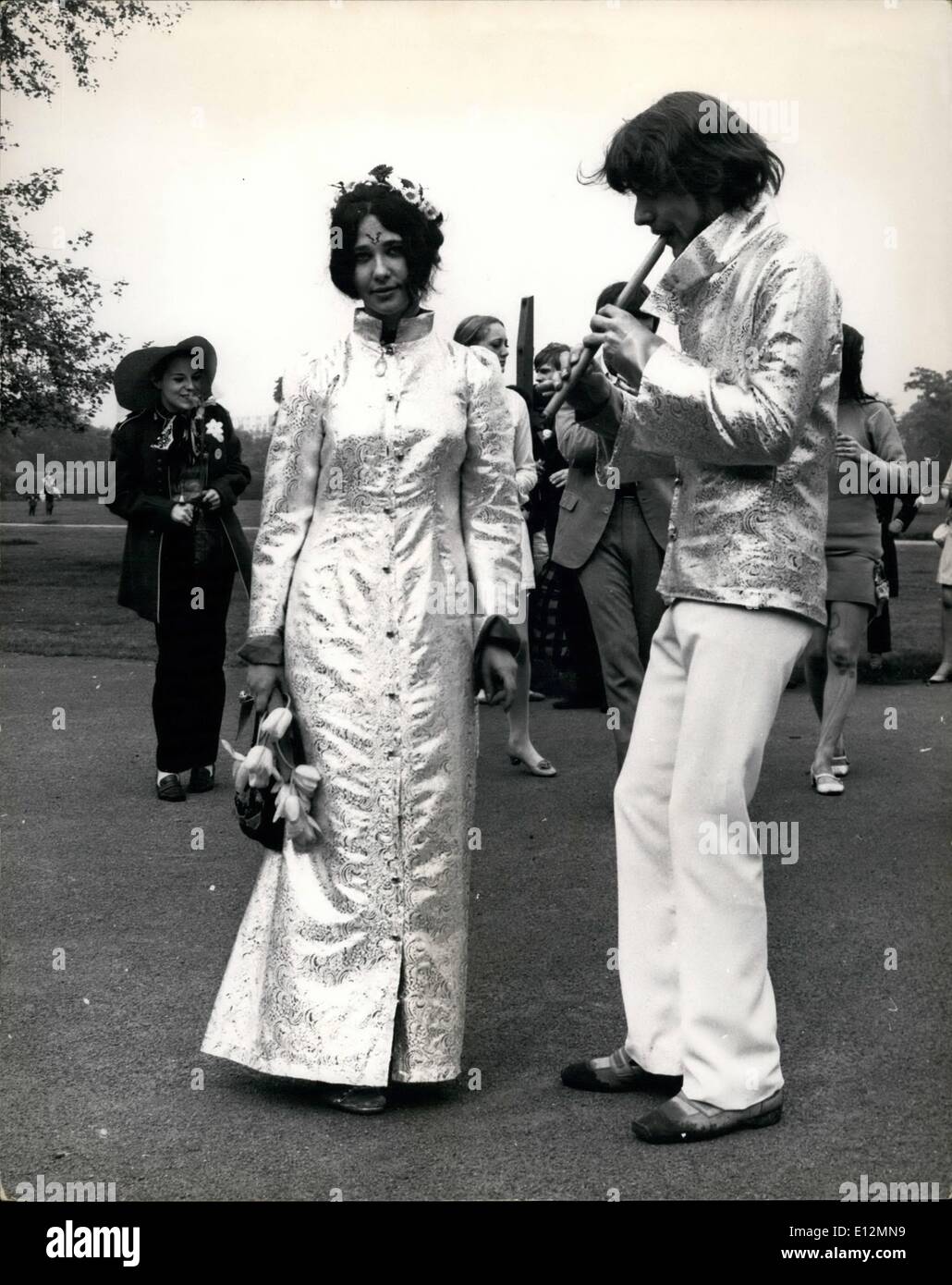 Mary lambert hi-res stock photography and images - Alamy