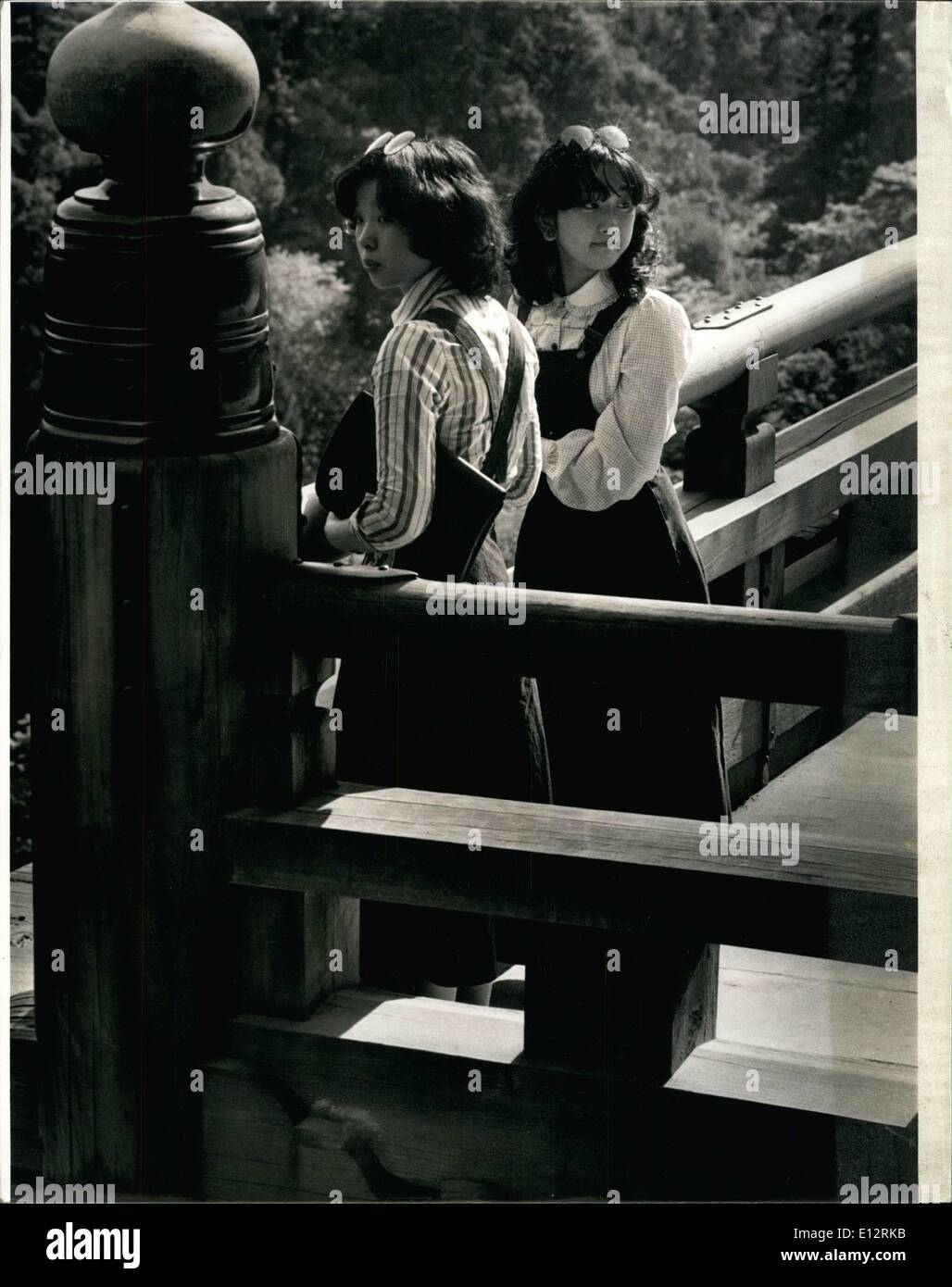 25 april 1975 hires stock photography and images Alamy