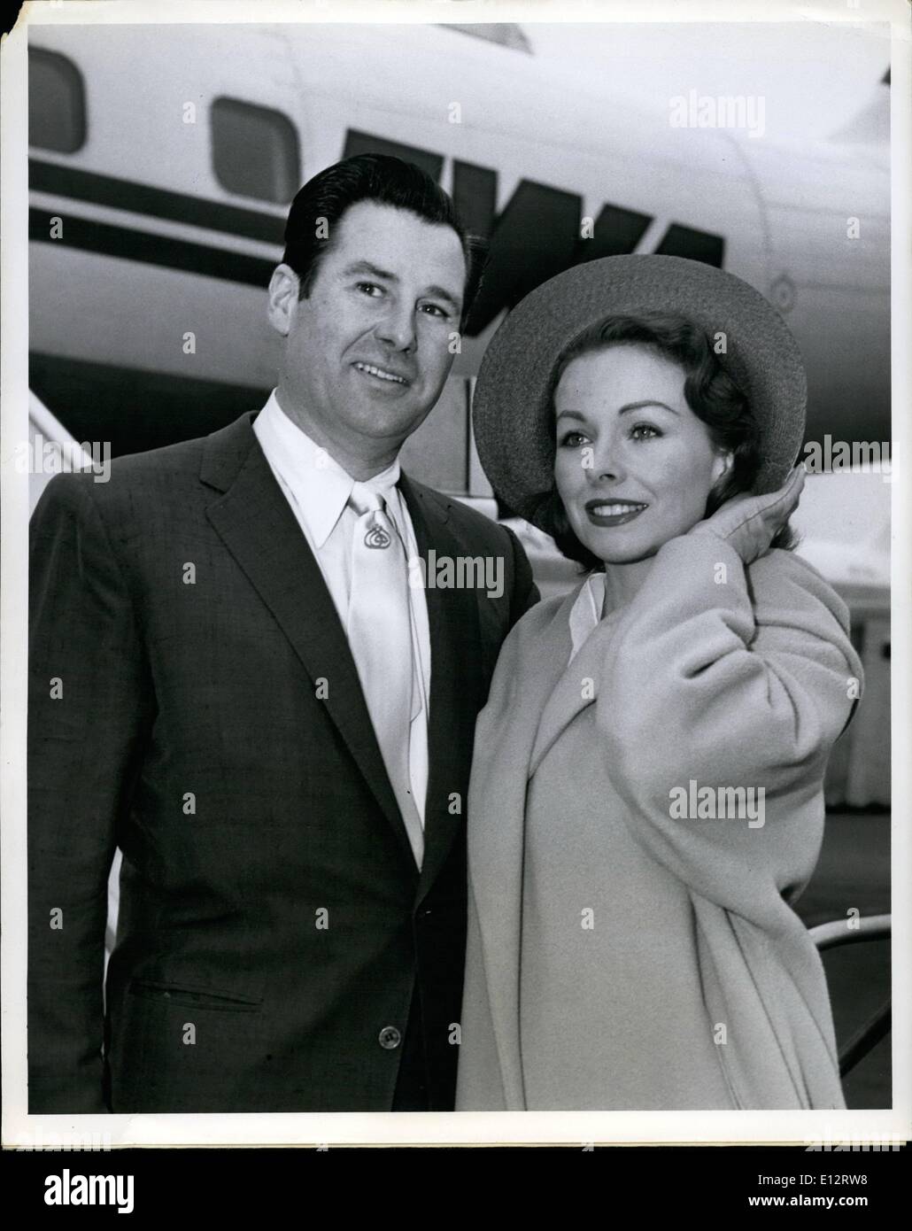 Feb. 25, 2012 - Idlewild Airport, N.Y., March 1 -- Beautiful Sen star Jeanne Crain and husband Paul Brinkman accommodate the Stock Photo