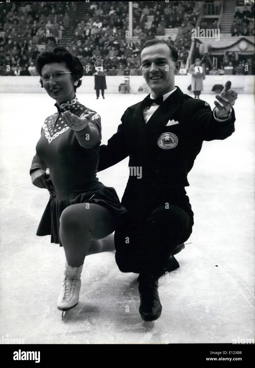 Feb. 26, 2012 - A wonderful success for the English. The world champion in Ice Dancing won the English team Pamela Weight and Paul Thomas at Garmisch-Partenkirchen yesterday. The second and the third winner were English also. PS: Pamela Weight and Paul Thomas. 20-2-56 Stock Photo