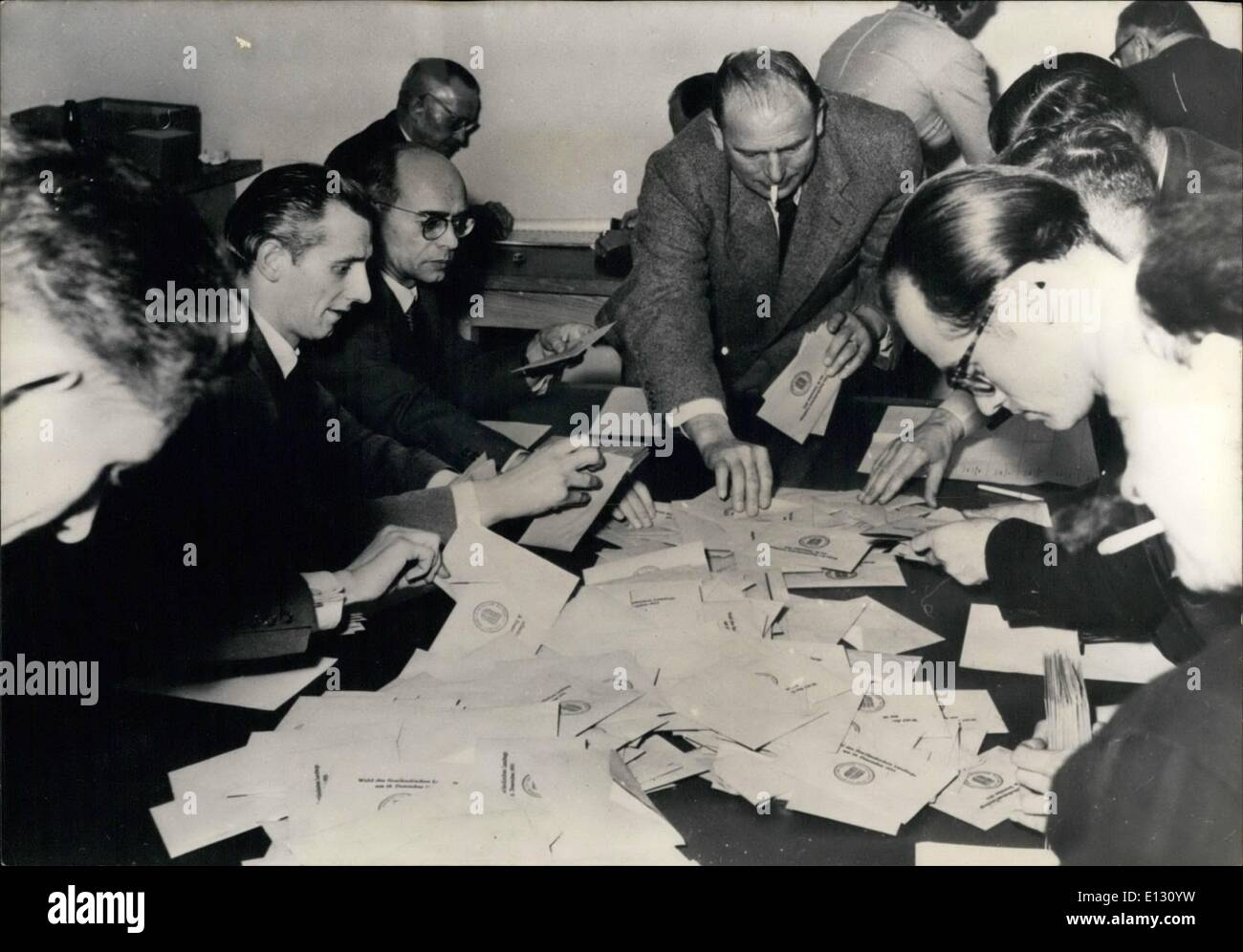 Feb. 26, 2012 - Elections in Saar: 600000 Electors have appointed a new parliament in Saar, the majority of which is favorable to an union with Germany. Photo shows the checking of the bulletins at the Ministry of Interior in Saarbrucken. Stock Photo