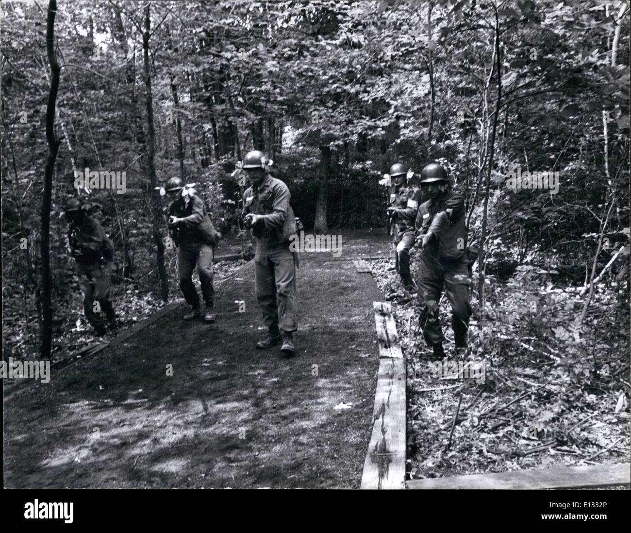 Army training fort hi-res stock photography and images - Alamy