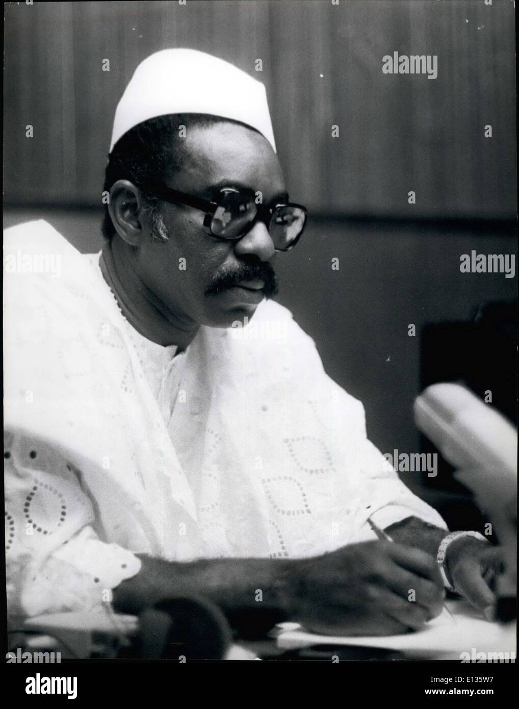 Then secretary general of the organisation of african unity hires