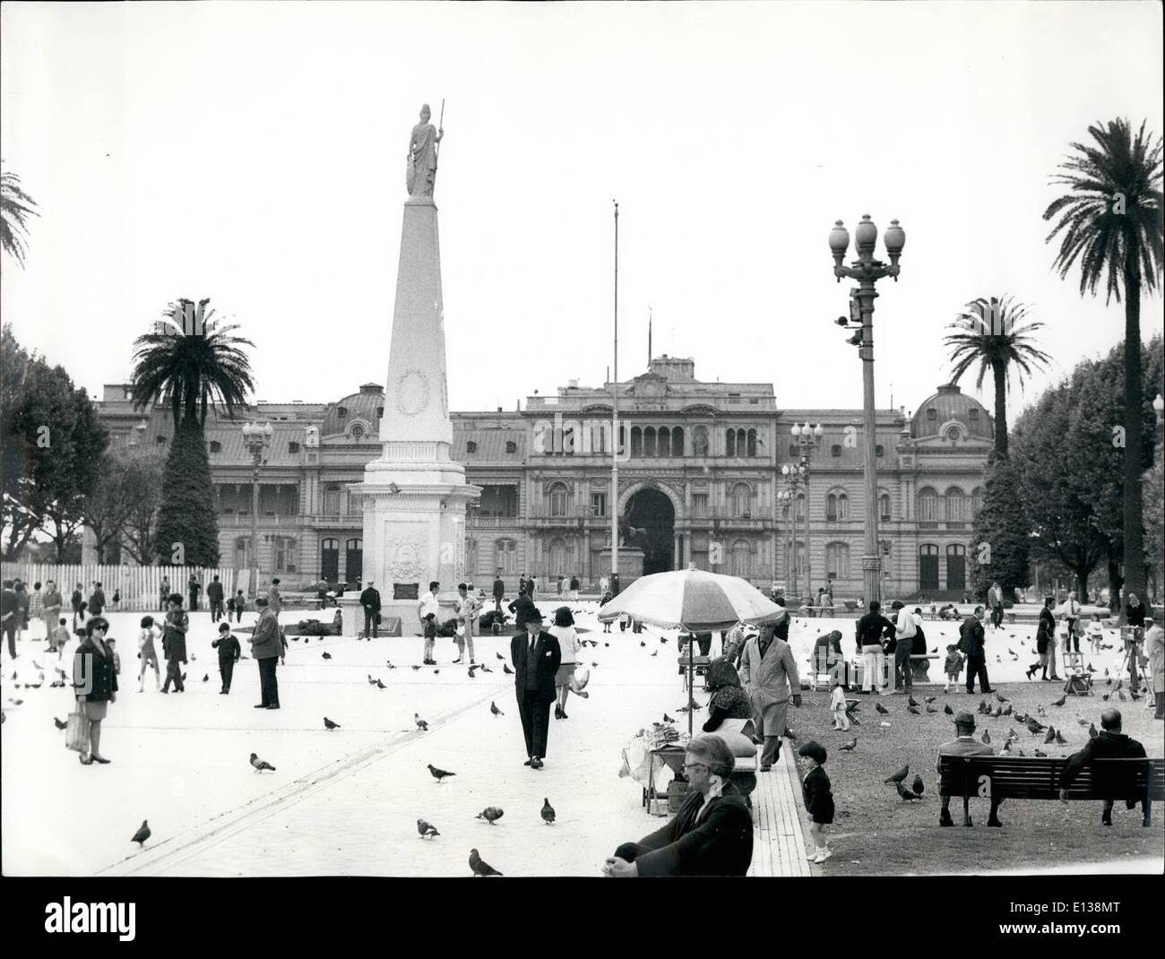 Feb. 29, 2012 - Casa Rosada or Goverment House at Plaza de Mayo. In its center is the historic ''Piramide de Mayo'' and the daily aspect with people. Stock Photo