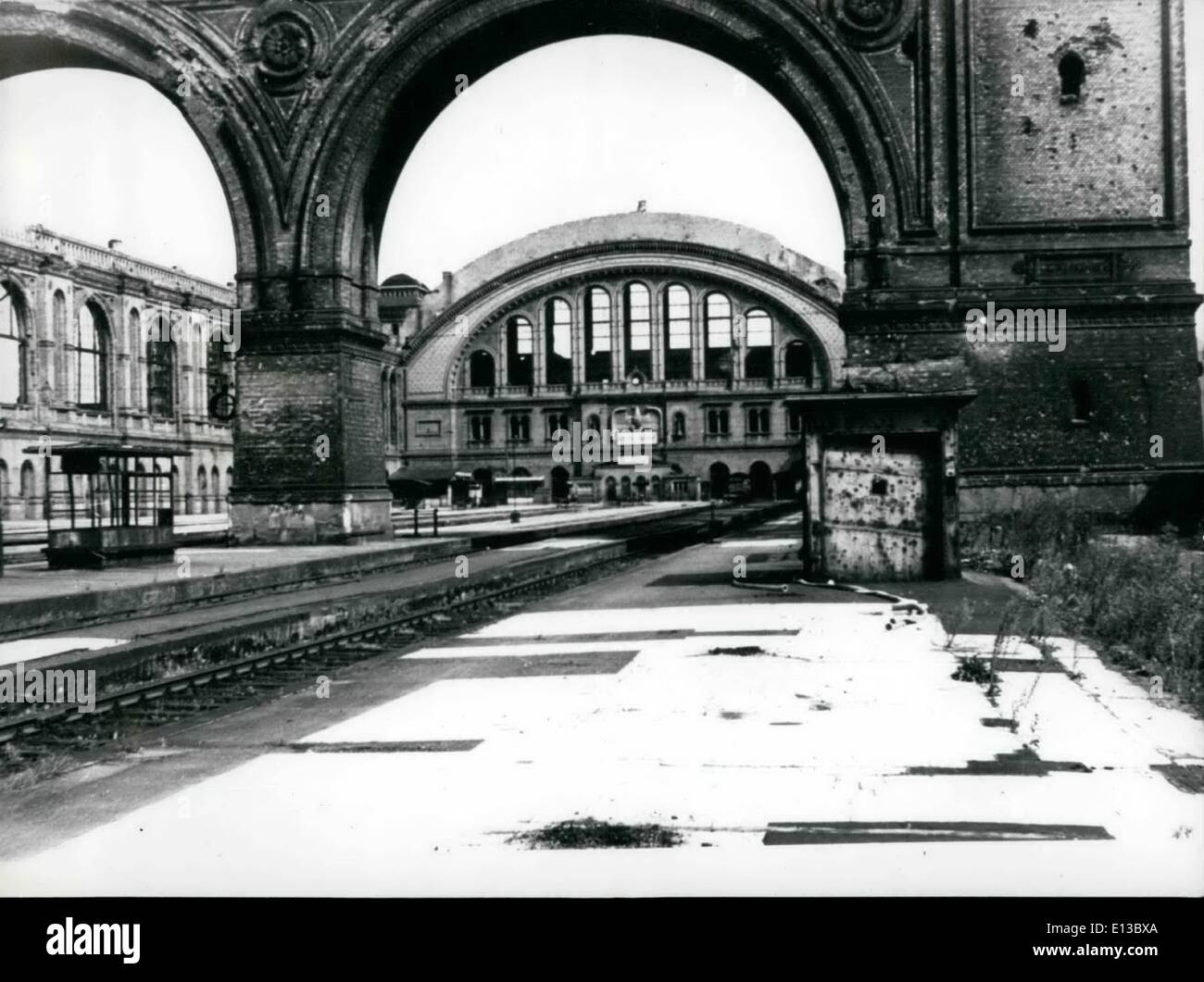 Feb. 29, 2012 - The situation of Berlin. All traffic came to halt at West Berlin railway stations. Keystone Munich Picture Nov. 16th 1958 Stock Photo