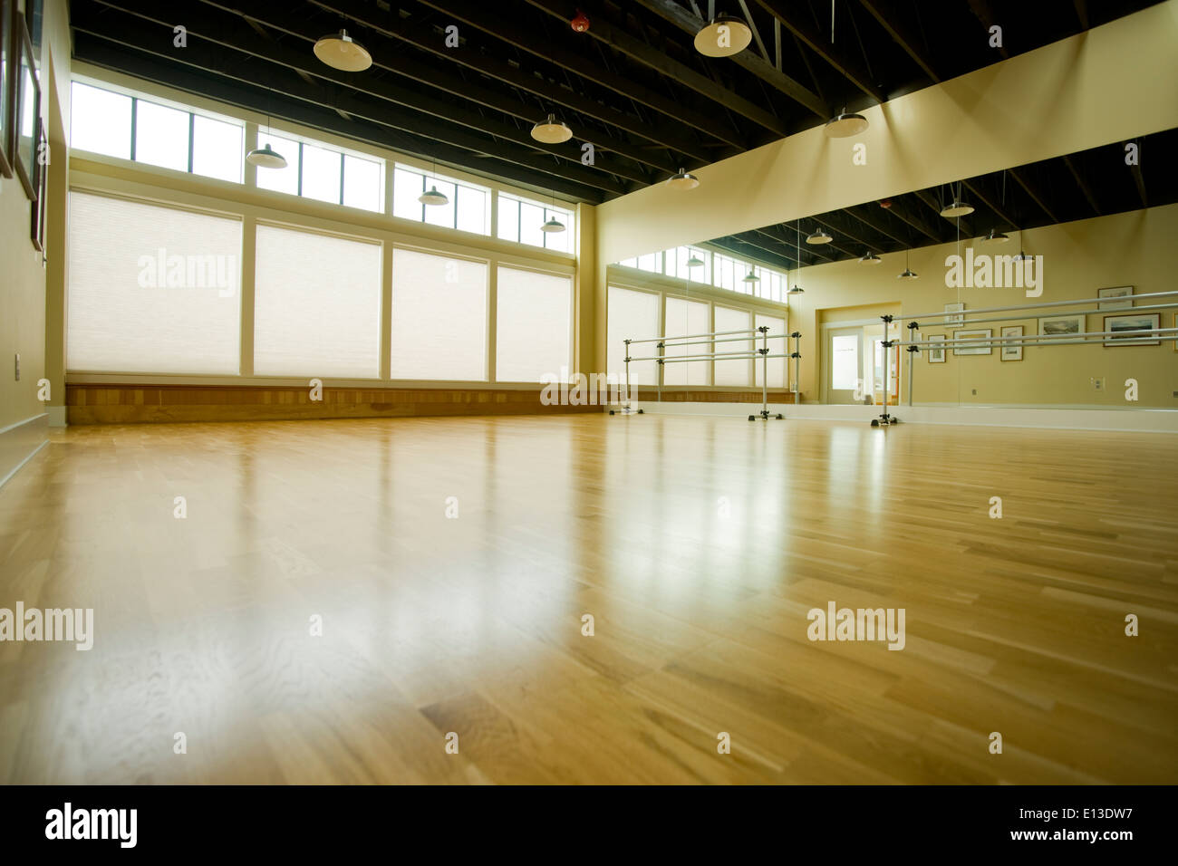Empty dance studio hires stock photography and images Alamy