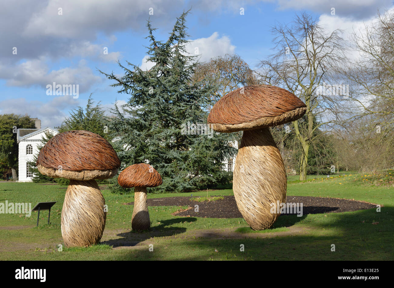 Giant mushroom sculptures by Tom Hare, Royal Botanic Gardens, Kew, London,  UK Stock Photo - Alamy