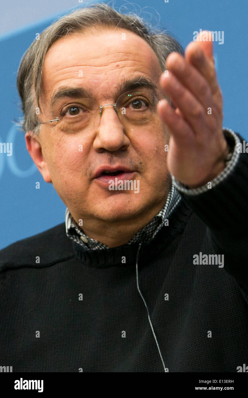 Washington DC, USA. 21st May 2014. Sergio Marchionne, CEO of Fiat S.p.A and the Chrysler Group, participates in a discussion on the auto industry at the Brookings Institution in Washington, D.C. on May 21, 2014. Credit:  Kristoffer Tripplaar/Alamy Live News Stock Photo