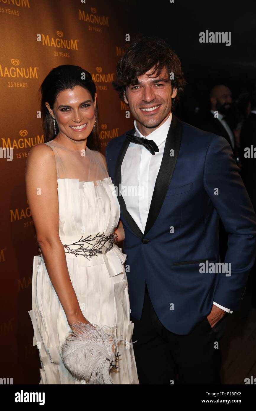 Venezuelian actress Valeria Solarino and Italien actor and producer Luca Argentero (R)  attend the Magnum 25th Anniversary party during the 67th Cannes International Film Festival at Plage L'Ondine in Cannes, France, on 21 May 2014. Photo: Hubert Boesl - NO WIRE SERVICE Stock Photo