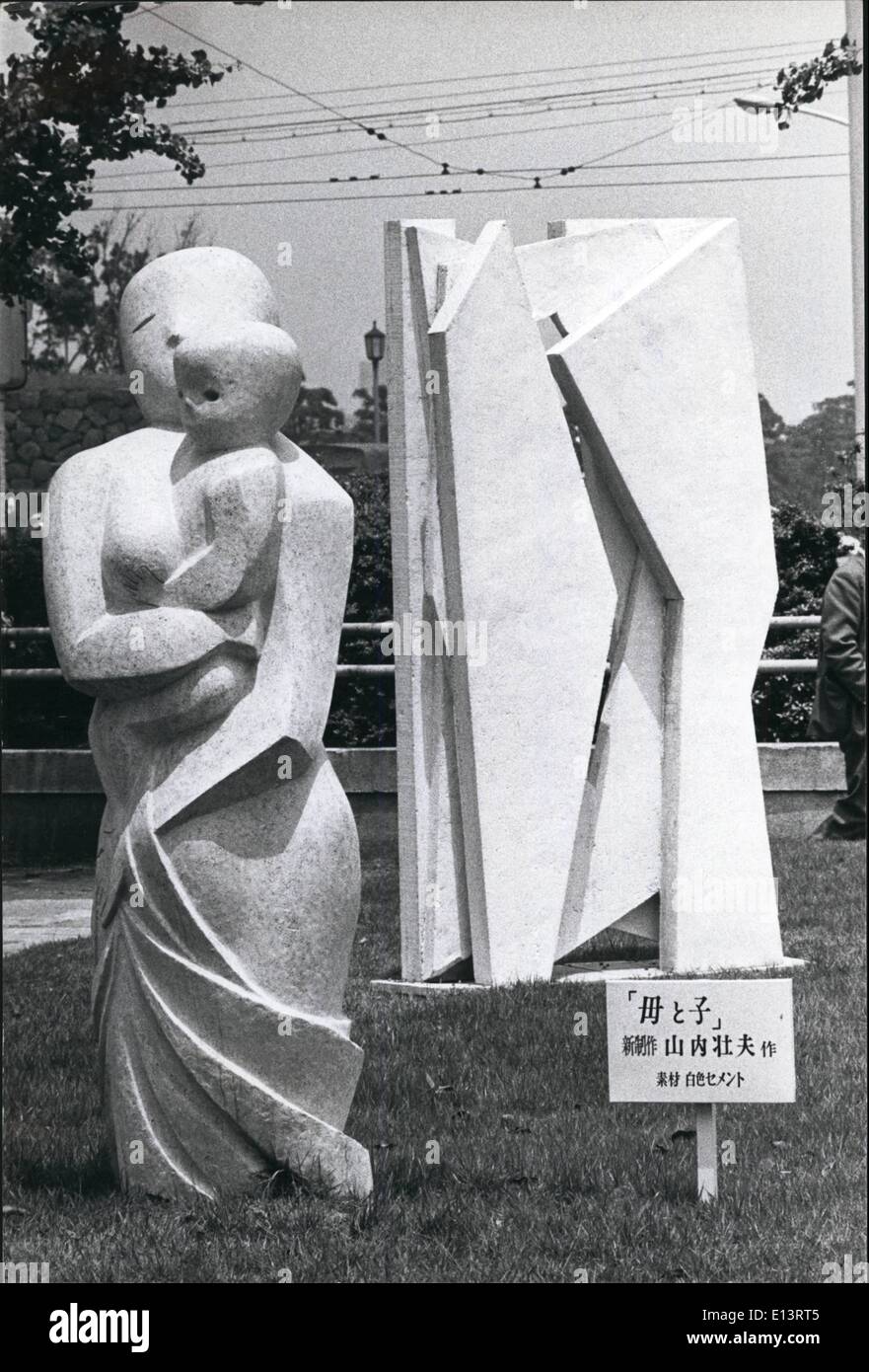 Mar. 27, 2012 - Concrete Art: Japanese sculptors are exhibiting their work created from blocks of white cementin hibiya Park, in the heart of Tokyo this week. Photo shows statues of concrete by Japanese sculptors on public view in the park. Stock Photo