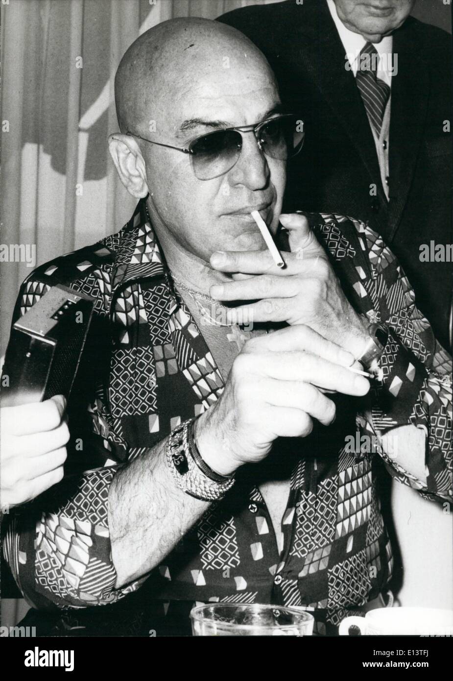Telly savalas hires stock photography and images Alamy