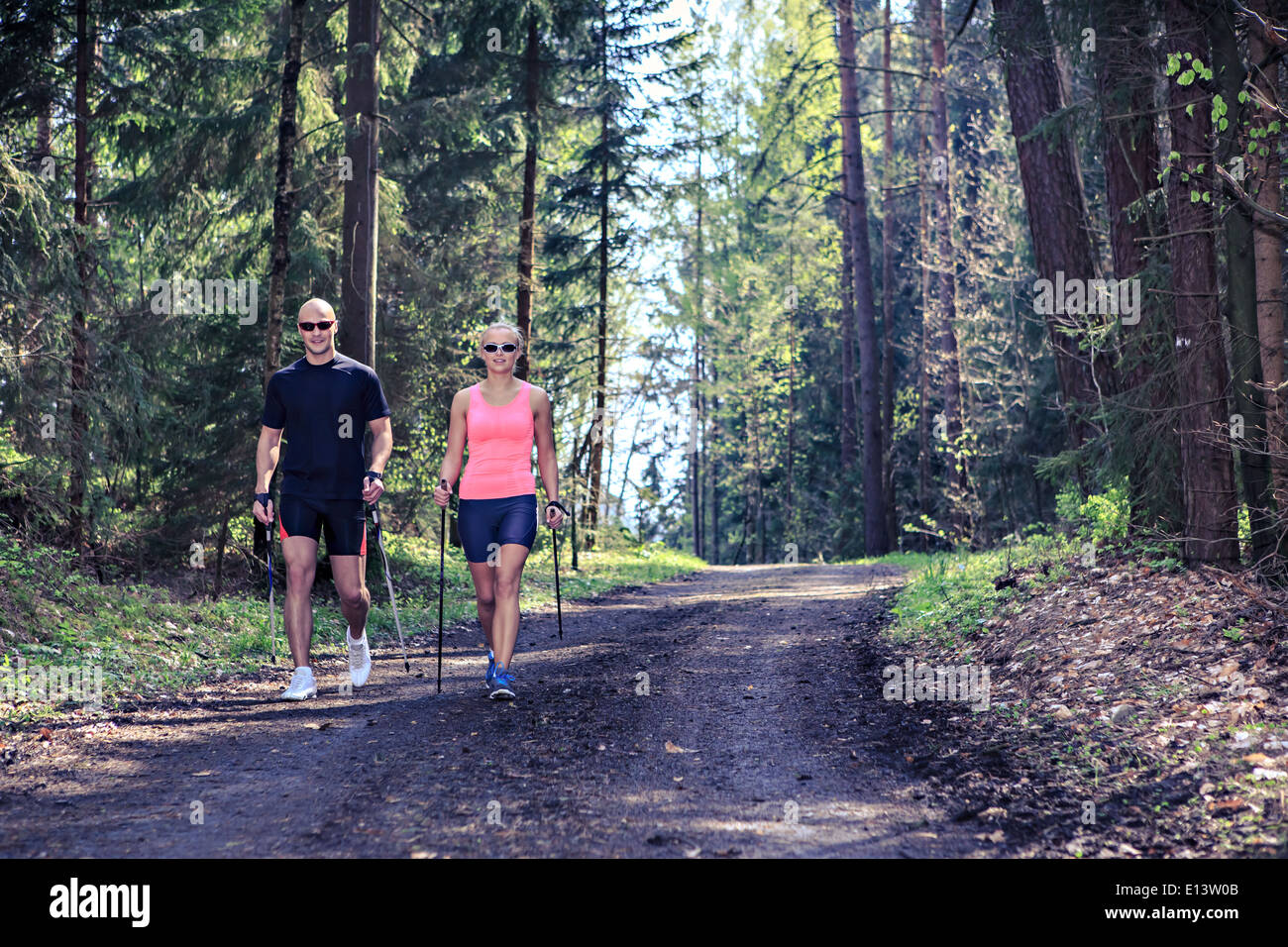 Man woman couple walking hiking hi-res stock photography and images - Alamy