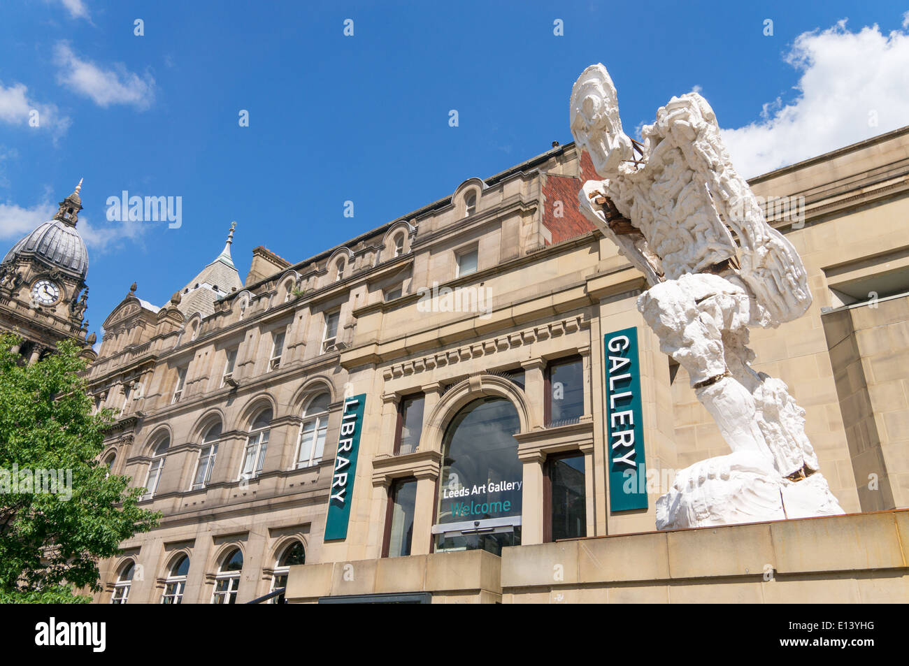 Leeds library and art Galley with sculpture by Thomas Houseago, Large Walking Figure, Yorkshire, England, UK Stock Photo