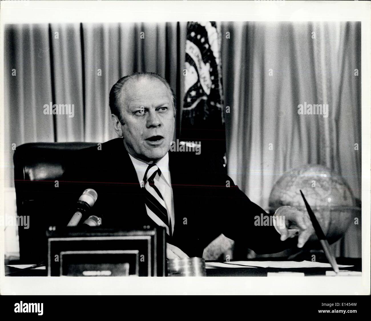 Apr. 04, 2012 - Washington D.C - President Ford in the Oval Office Announcing His Decision to Post Pone Oil Import Taxes - A Gesture to Congress of His Willlingtoness Postpone Oil Import taxes - A Gesture to Congress of his Willinness Compromise Stock Photo