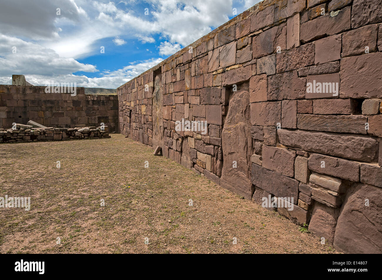 Kalasasaya temple walls. Tiwuanaku archaeological site. Bolivia Stock Photo