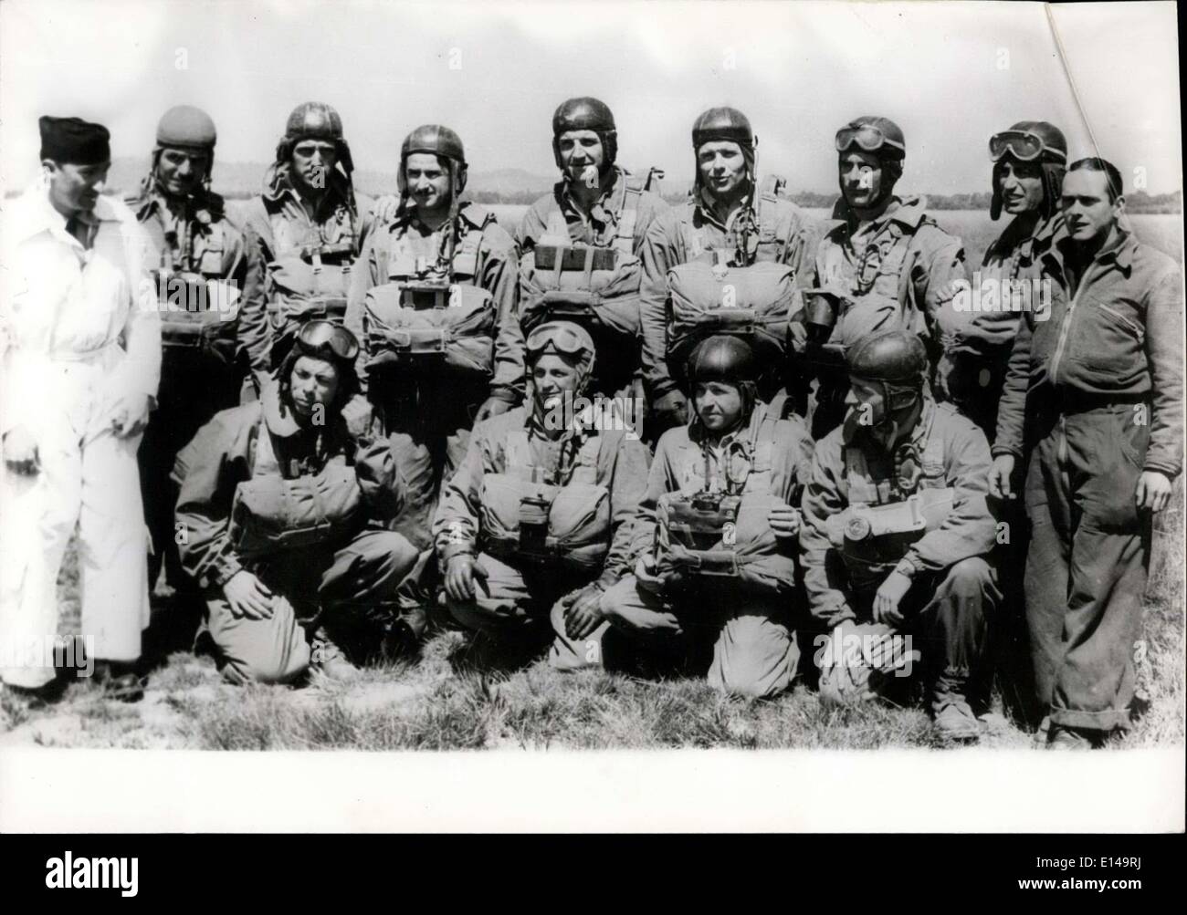 Apr. 17, 2012 - II French Paratroopers broke a new record: II Paratroopers from the Pau Airborne troops school officiously broke the world record of drop in group with a drop of 6800 meters without inhalator. Above Pau Air Base. Former record belong to a Russian team. Stock Photo