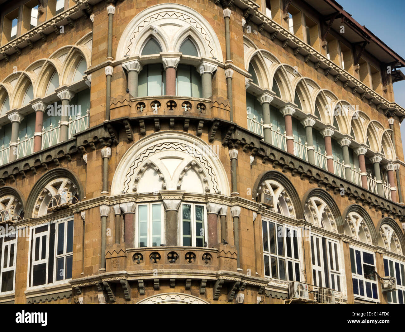 India, Mumbai, Fort District, Veer Nariman Road, Croma electronics shop building, Indo Saracenic architecture Stock Photo