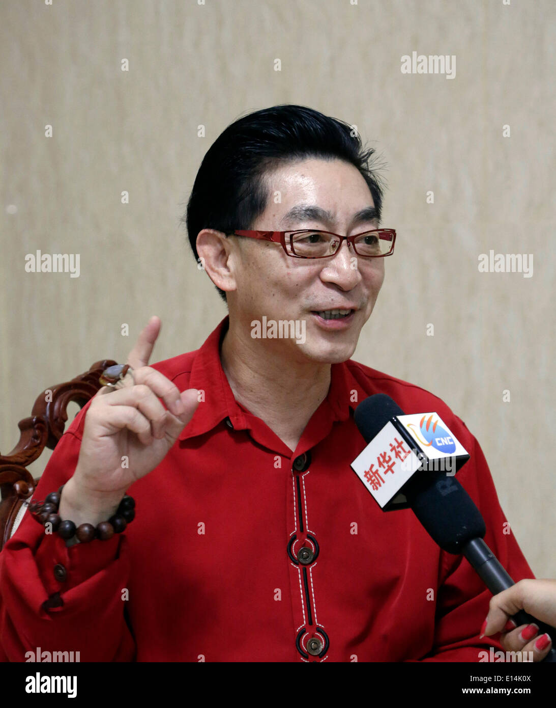 (140522) YANGON, May 22, 2014 (Xinhua) Chinese actor Liu Xiao Ling
