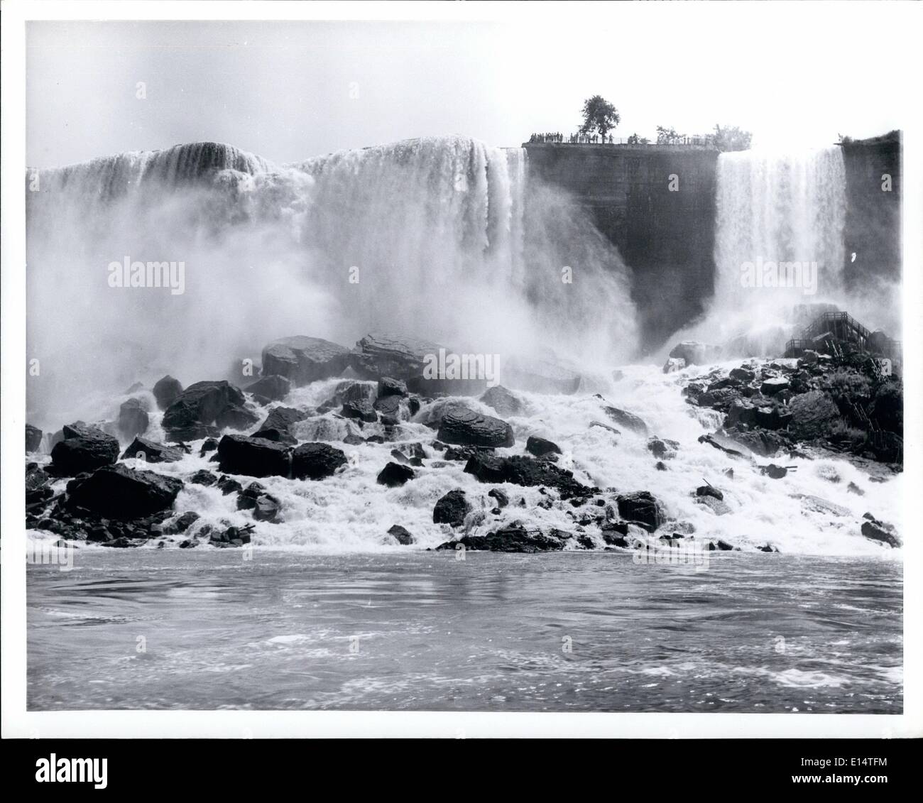 Apr. 18, 2012 - America Falls NiAgra Falls, N.Y Stock Photo