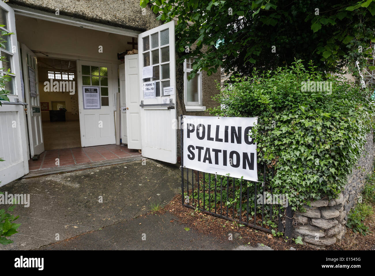 CHIPPENHAM, UK, 22nd May, 2014. A church hall is converted into a polling station for the 2014 European Parliament elections. Credit:  lynchpics/Alamy Live News Stock Photo