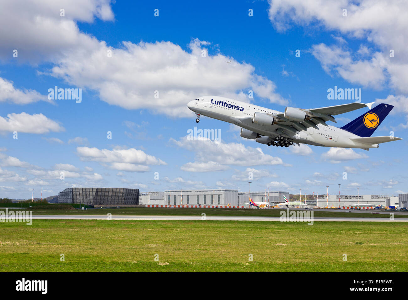 Germany, Hamburg, Start of an Airbus 380 at airport Finkenwerder Stock Photo