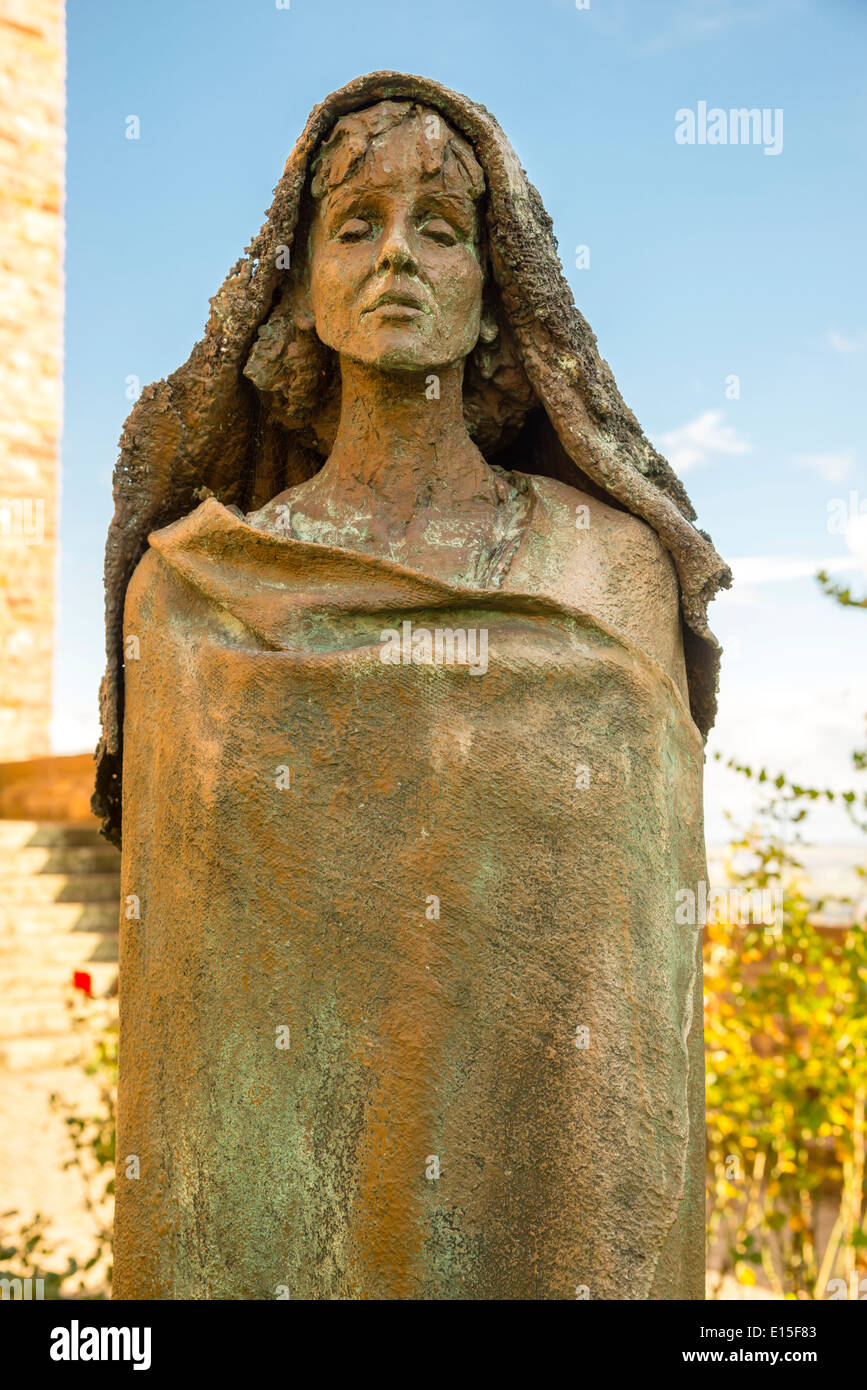 Germany, Hesse, Ruedesheim, Statue Hildegard of Bingen Stock Photo