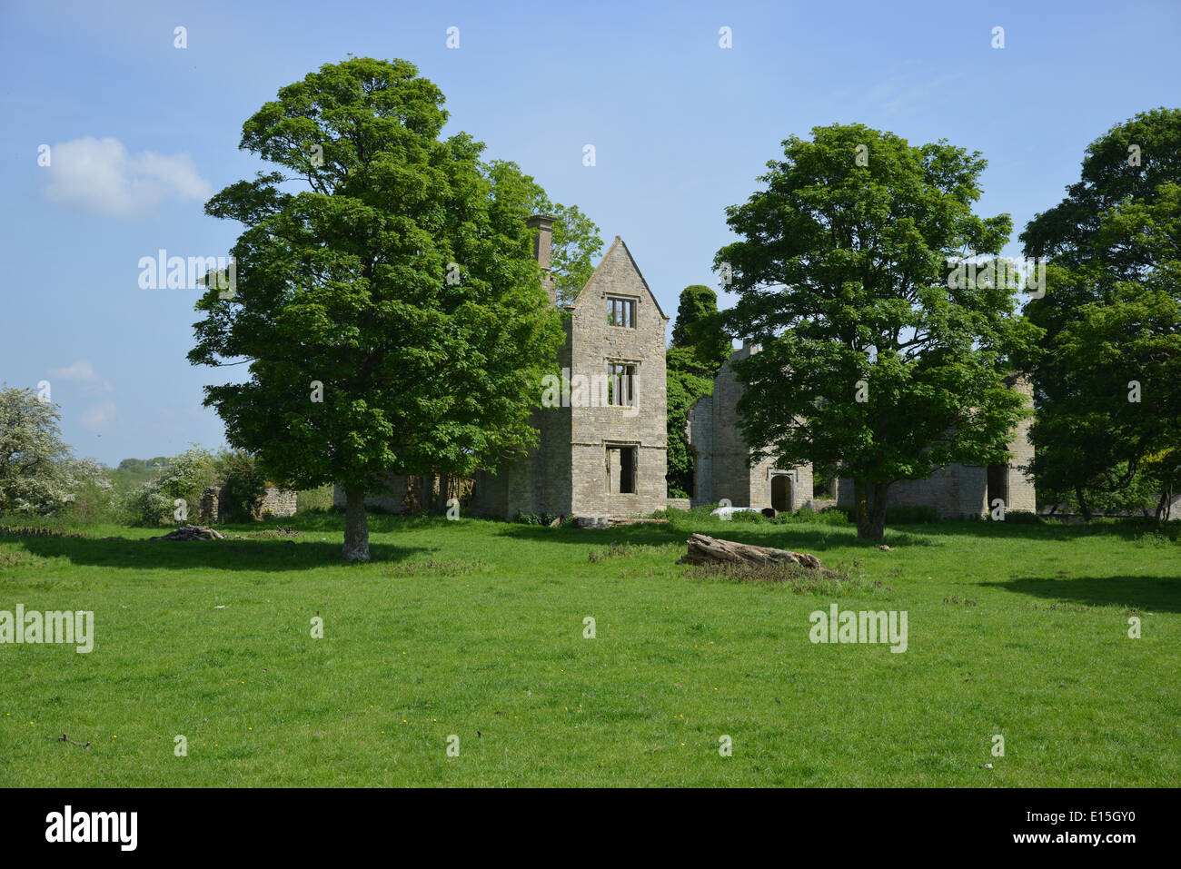 16th Century ruined Manor House, Hampton Gay, Oxfordshire Stock Photo