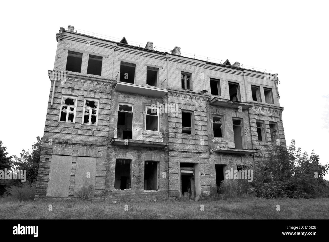 Black and white abandoned house isolated on white Stock Photo - Alamy