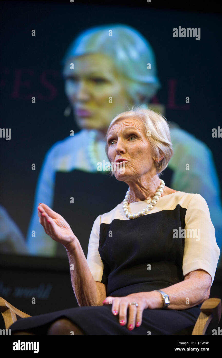 Hay on Wye, Wales UK, Friday 23 May 2014 MARY BERRY speaking on day 2 of the 2014 Hay Festival, Powys, Wales UK Credit:  Jeff Morgan/Alamy Live News Stock Photo