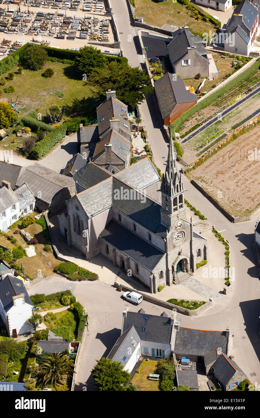 Ile de Batz island (Finistère department) Aerial view of the church Stock Photo