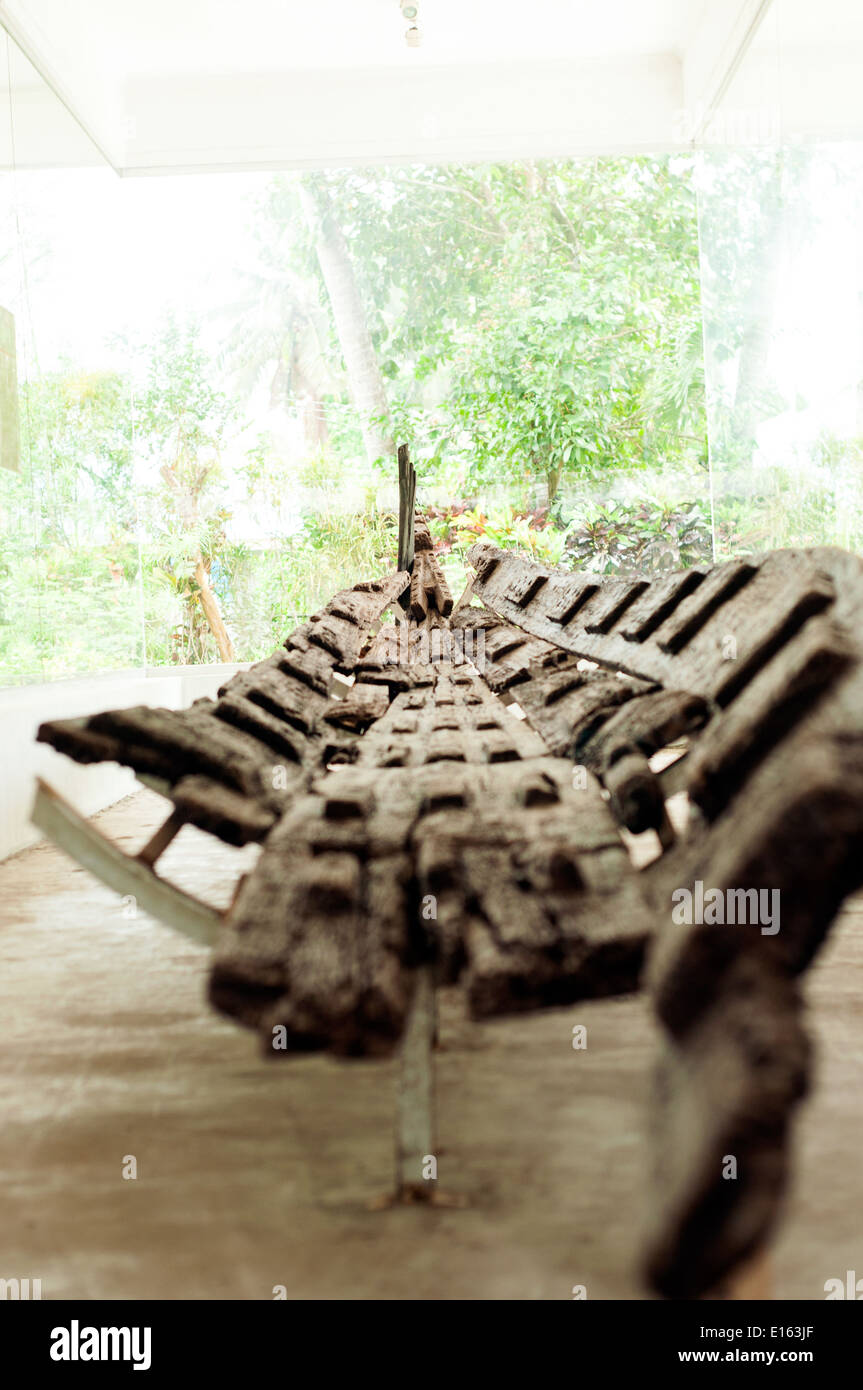 ancient balangay wooden craft, 320 AD, Balangay Shrine Museum, Butuan, Philippines Stock Photo