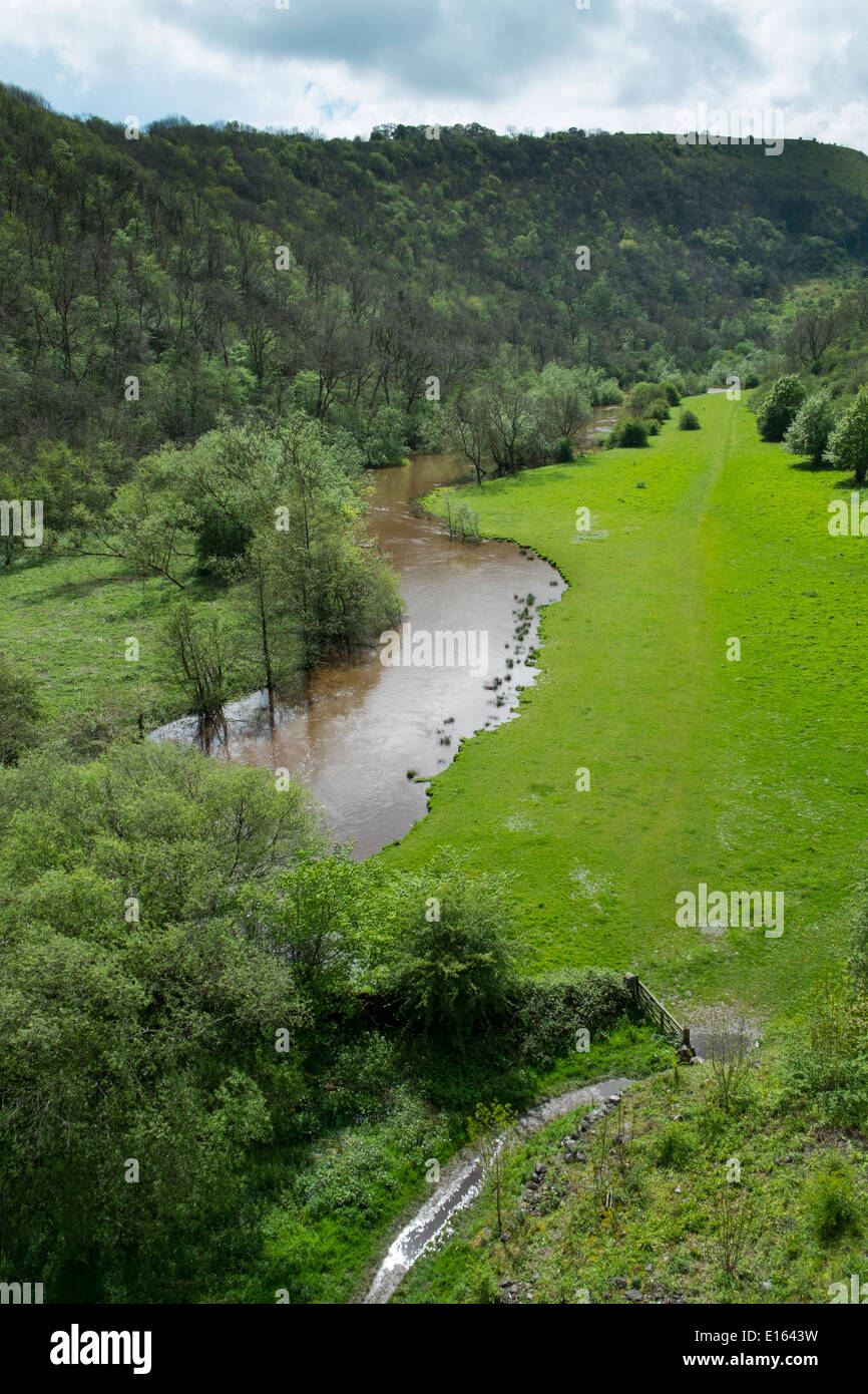 View of the River Wye in the Monsal valley, May,Peak District National Park, Derbyshire, England. Stock Photo