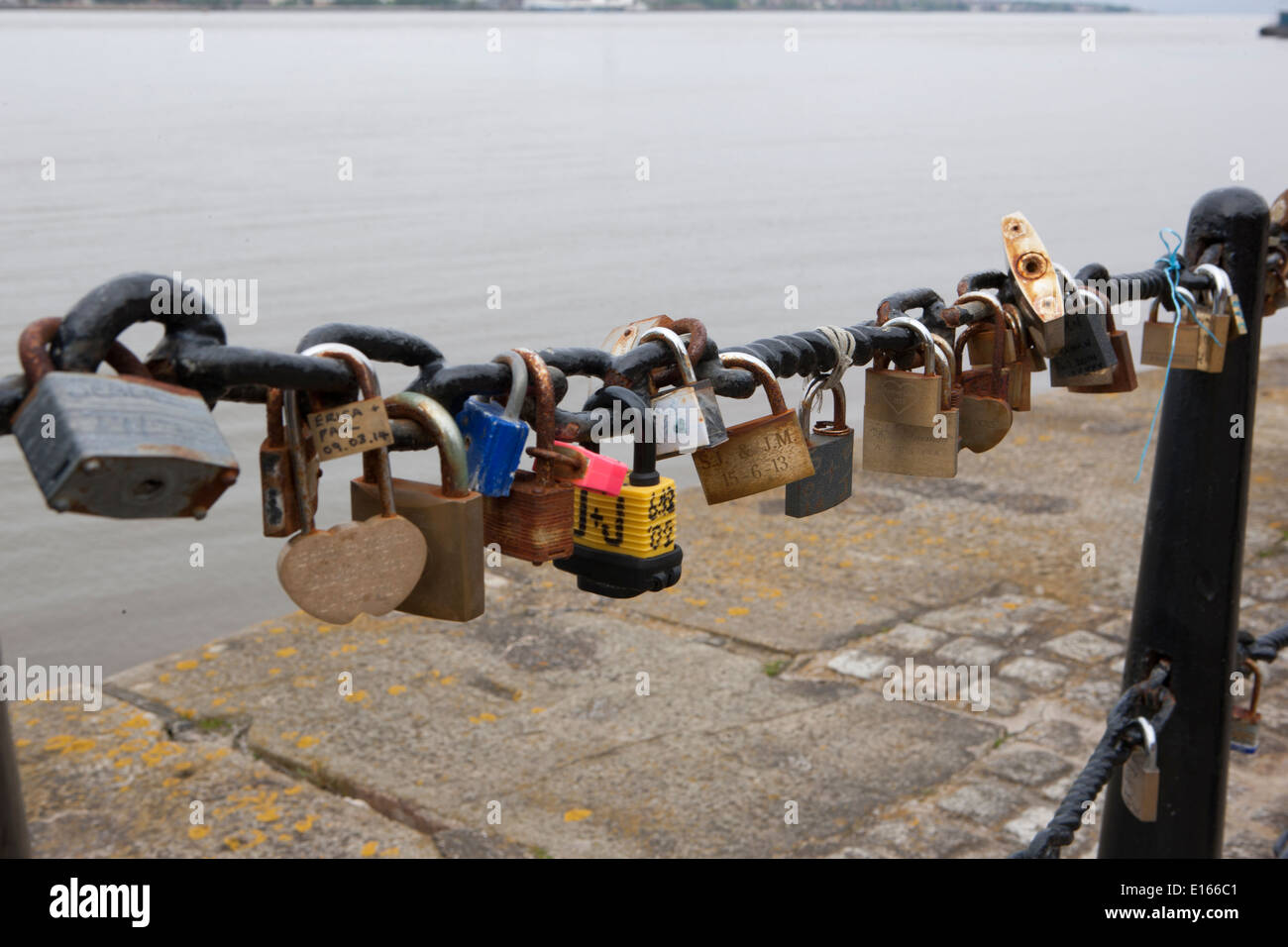 Liverpool mersey railing hi-res stock photography and images - Alamy