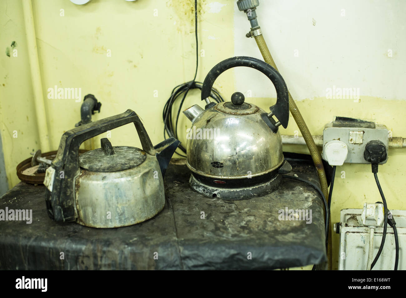 Broken kettle hi-res stock photography and images - Alamy