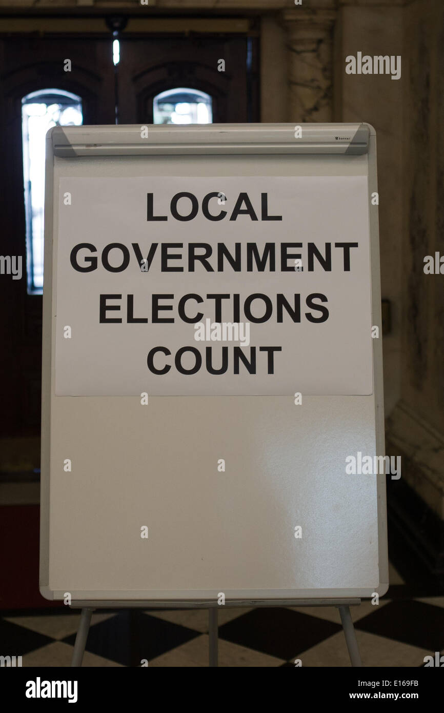Belfast,UK 23rd May 2014 Local Government Election count Credit:  Bonzo/Alamy Live News Stock Photo