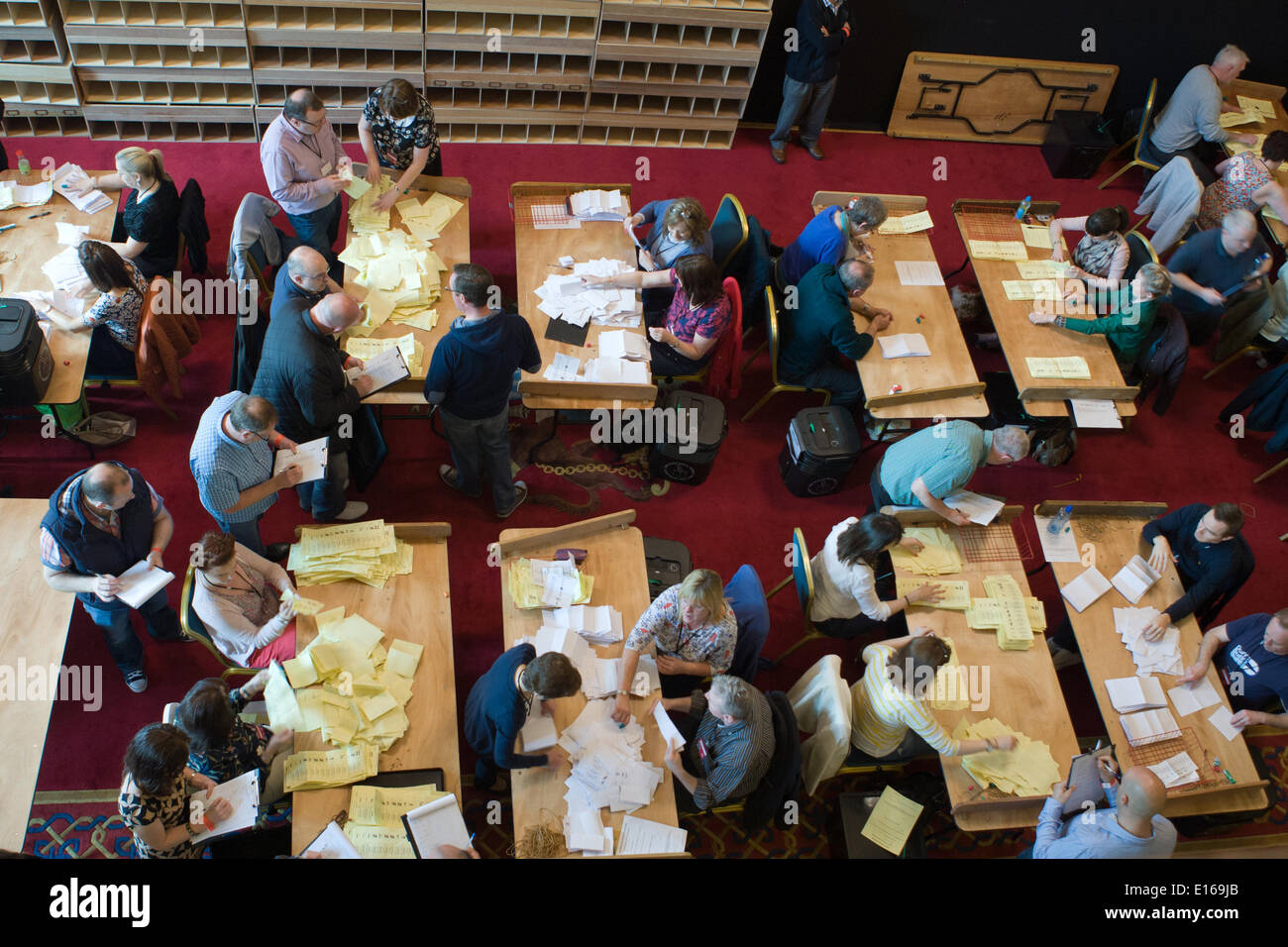Belfast,UK 23rd may 2014. View from above of Staff counting Belfast Local Election Results Credit:  Bonzo/Alamy Live News Stock Photo