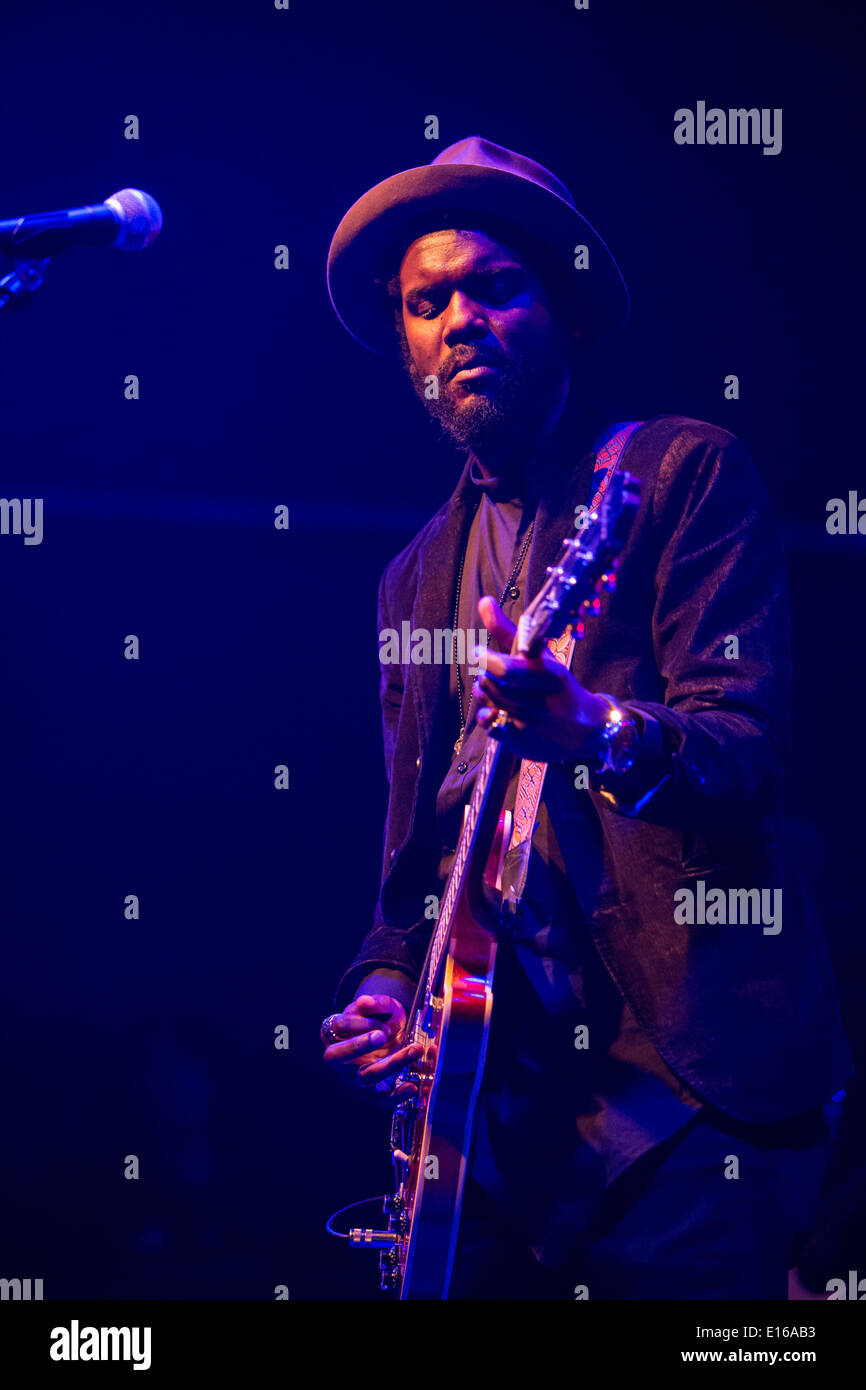 Milan Italy. 23th May 2014. The American rock-blues guitarist and Grammy winner GARY CLARK JR. performs live at Magazzini Generali Credit:  Rodolfo Sassano/Alamy Live News Stock Photo