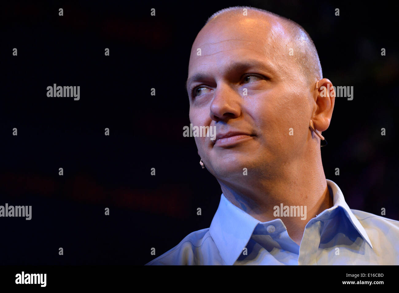 Hay on Wye, Wales UK, Saturday 24 May 2014 TONY FADELL, the inventor of te iPod, on stage on the third day of the 2014 Daily Telegraph Hay Literature Festival, Wales UK Credit:  keith morris/Alamy Live News Stock Photo