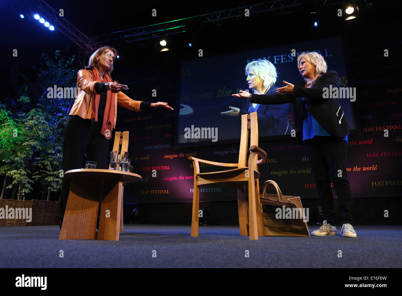 Hay on Wye, Powys, Wales, UK. 24th May, 2014.  Pictured: Jennifer Saunders (R) on stage with Francine Stock (L). Re: The Telegraph Hay Festival, Hay on Wye, Powys, Wales UK. © D Legakis/Alamy Live News Credit:  D Legakis/Alamy Live News Stock Photo