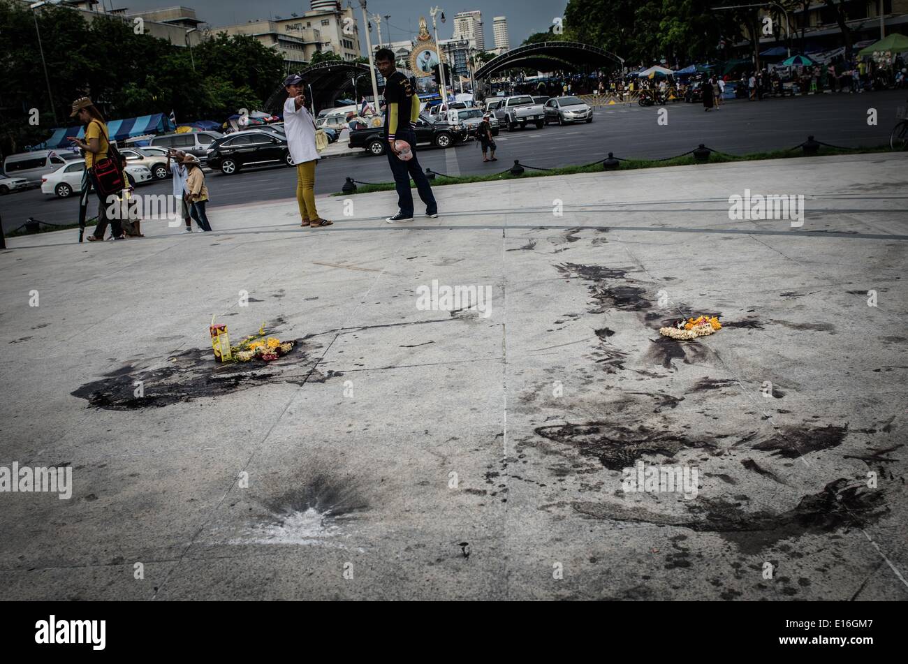 Bangkok, Thailand. 22nd Apr, 2014. A bloodstain where 3 people were shot dead and a hand grenade exploded in Bangkok. Thailand's army chief announced in a televised address to the nation on May 22 that the armed forces were seizing power after months of deadly political turmoil. The commander-in-chief, who invoked martial law on Tuesday, said the coup was needed to prevent the conflict escalating. © George Nickels/NurPhoto/ZUMAPRESS.com/Alamy Live News Stock Photo