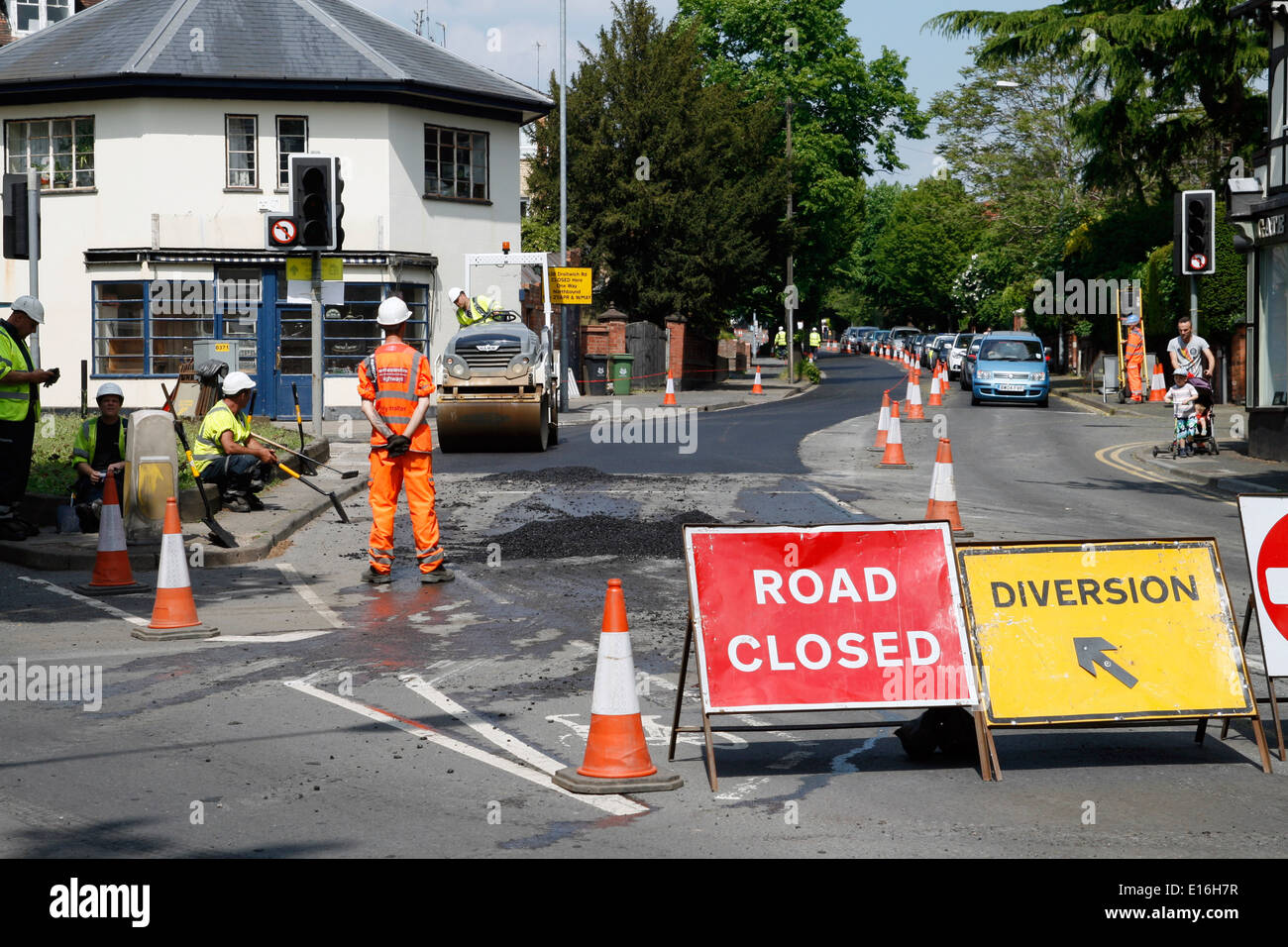 Road Works Road Closed Diversion signs Worcester Worcestershire England UK Stock Photo