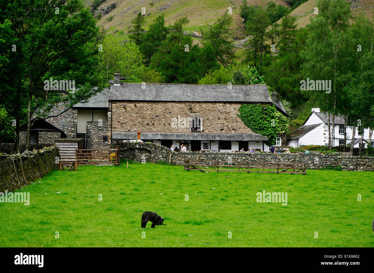 Sticklebarn Pub, Great Langdale, Ambleside, Lake District National Park ...