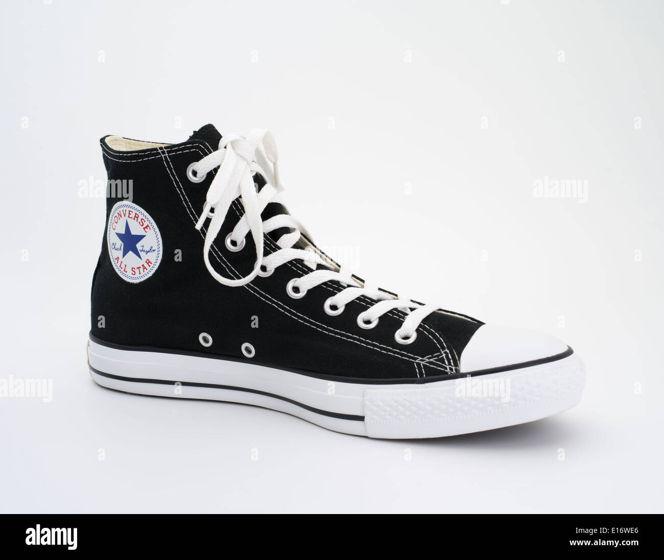 converse all star shoes black and white