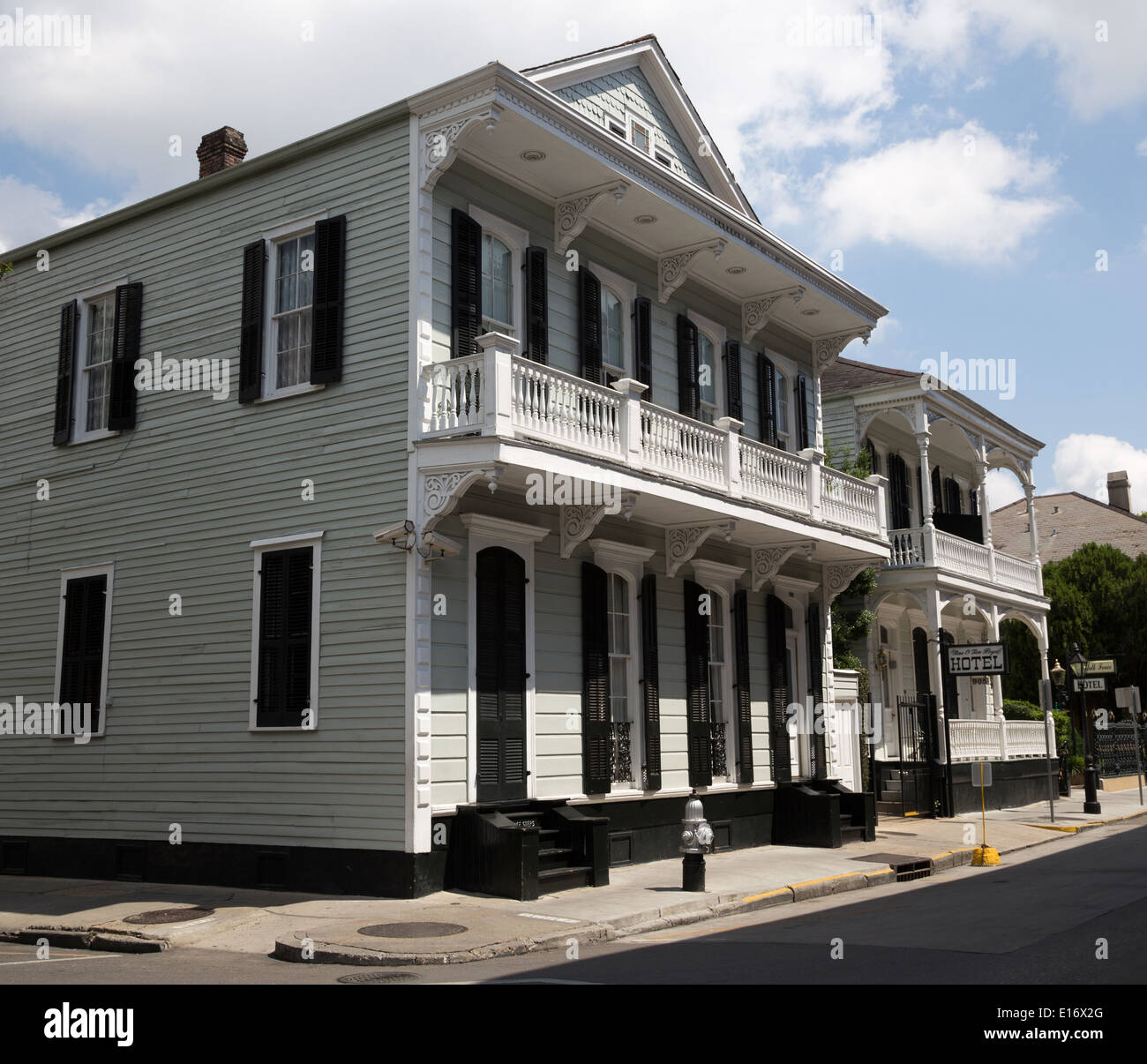 French quarter new orleans corner hi-res stock photography and images ...