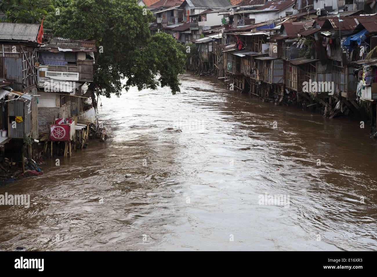 Flood ciliwung river hi-res stock photography and images - Alamy