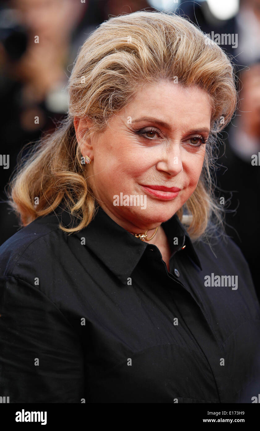 Catherine Deneuve Cannes Film Festival Stock Photos Catherine Deneuve catherine-deneuve-cannes-film-festival-stock-photos-catherine-deneuve