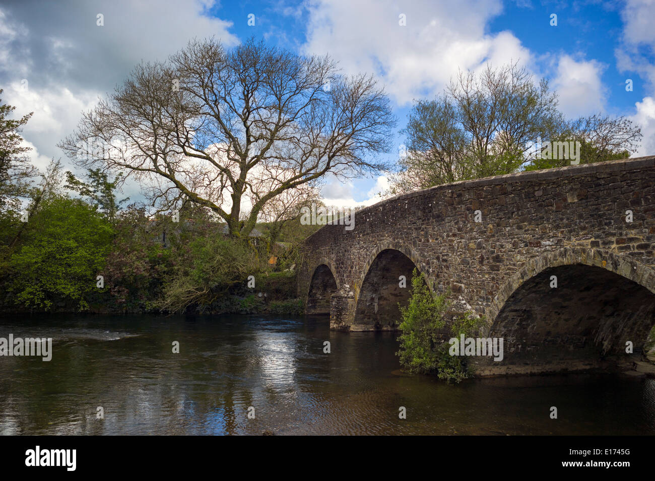 Bridge over the River Exe at the village of Exebridge, near Dulverton ...