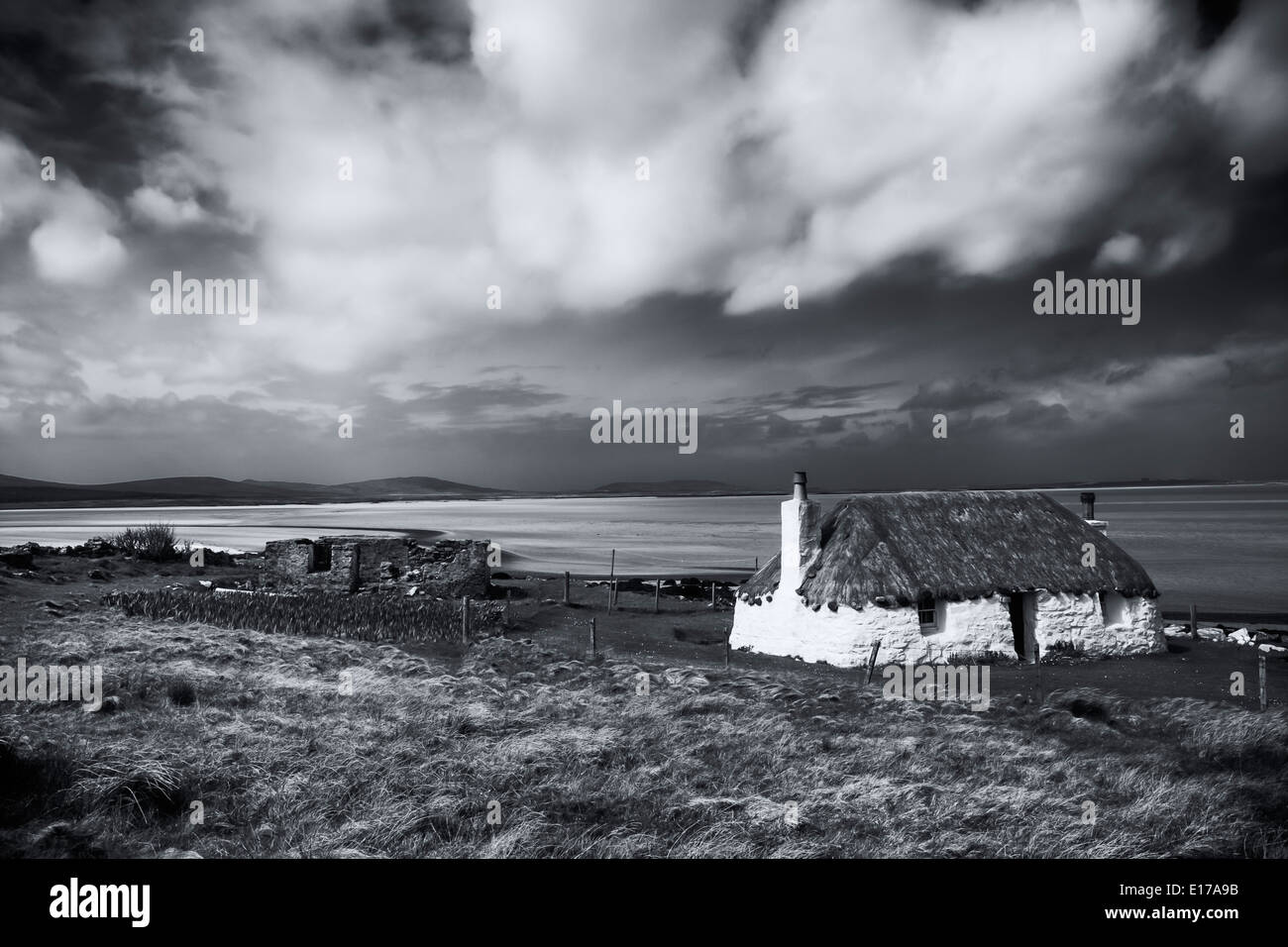 White washed stone walls hi-res stock photography and images - Alamy