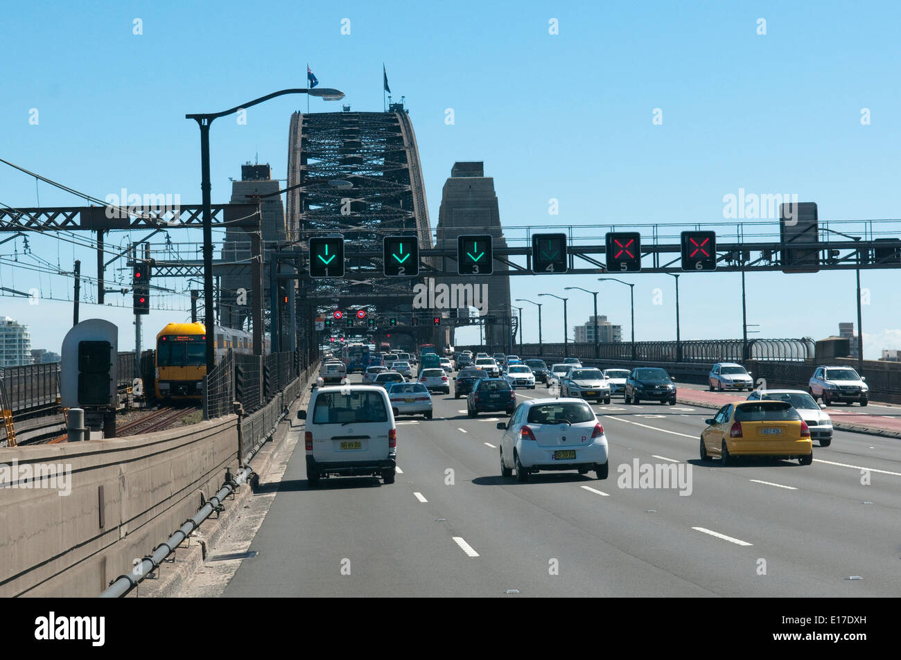 A drivers eye view of the Sydney Harbour Bridge, heading north out of ...