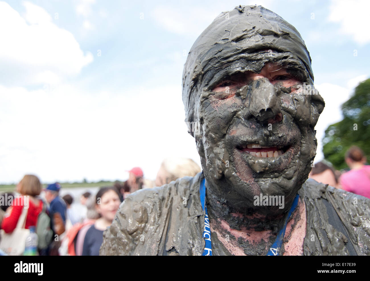 Maldon, UK. 25th May, 2014. A muddy face competitor at the 2014 Maldon Mud Race. Credit:  Tony Worpole/Alamy Live News Stock Photo